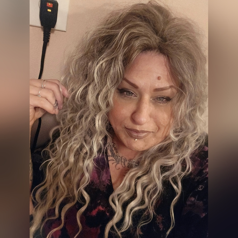 Meet your Posher, Cheri